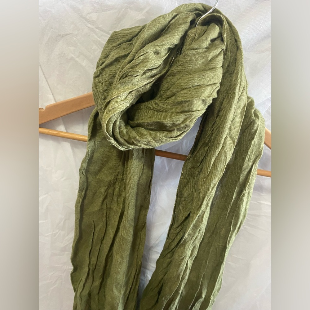 H&M Vintage Olive Green Crinkle Scarf – Boho Fringe Summer Wrap Stole EUC* - Picture 3 of 9